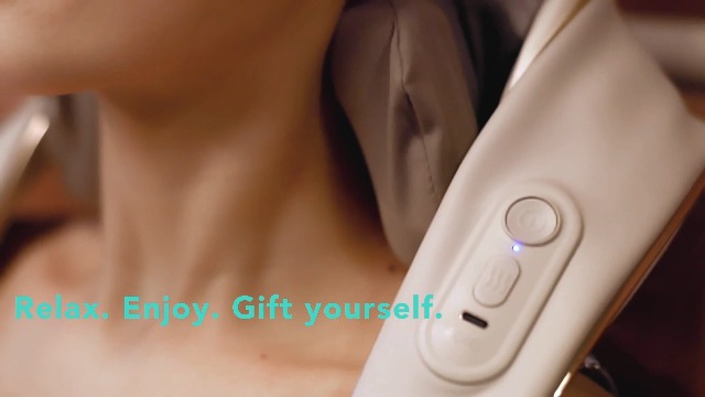 Amazon.com: SKG H5mini Neck and Traps Massager with Heat for Deep